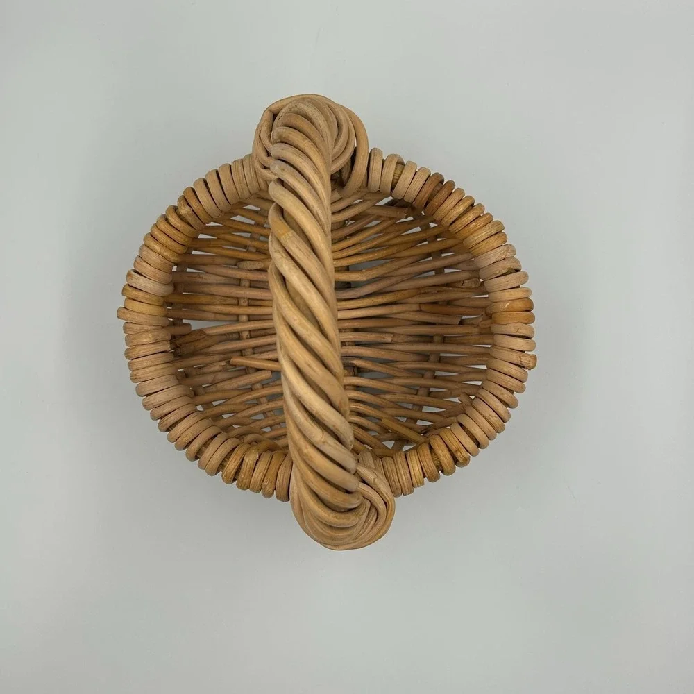 Vintage Butt Basket Hand Woven Harvesting 9